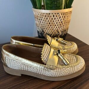 Tory Burch Gold Leather Tassel Accents Loafers, size 7